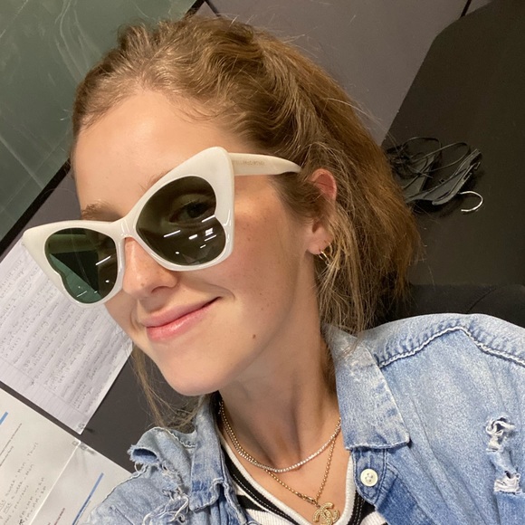 Meet your Posher, Lilly - Picture 3 of 6